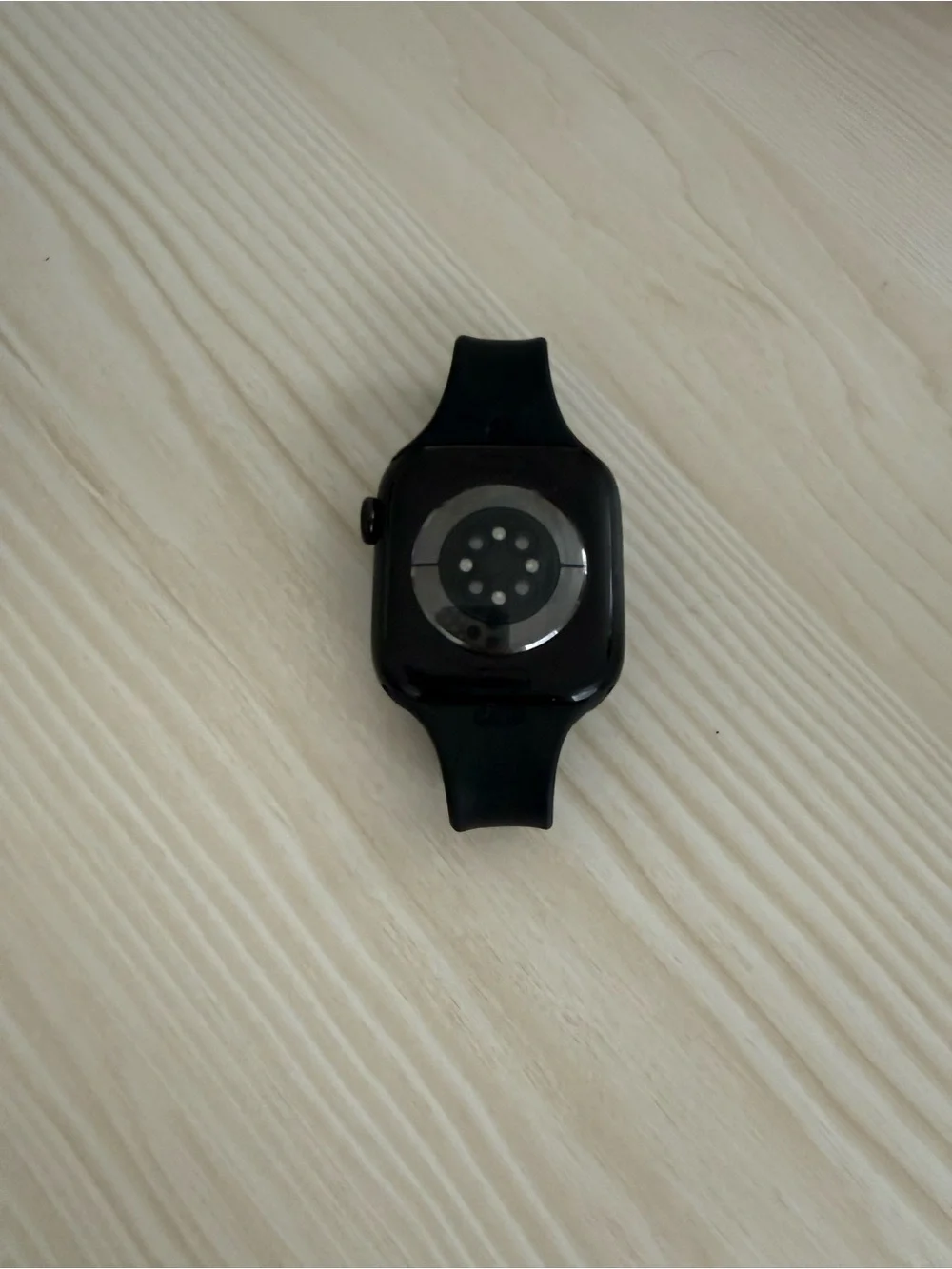 Apple Watch Series 10 GPS + Cellular 42mm (black aluminum)